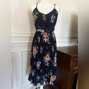 Navy Blue Floral Pleated Dress